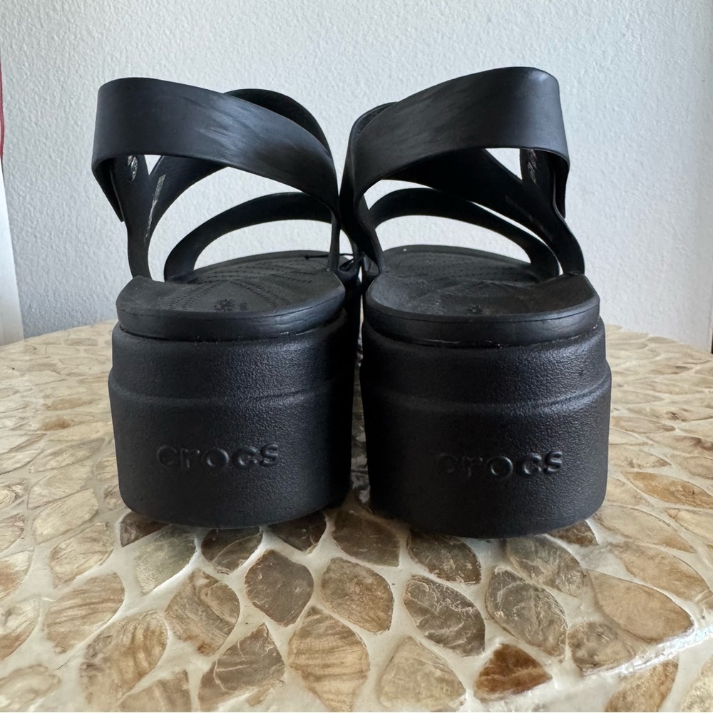 Crocs Women's Black Brooklyn Low Wedge platform Sandals size 11 - Picture 7 of 10